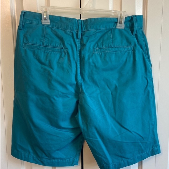 GAP Turquoise Khakis Shorts for Men - Picture 2 of 3